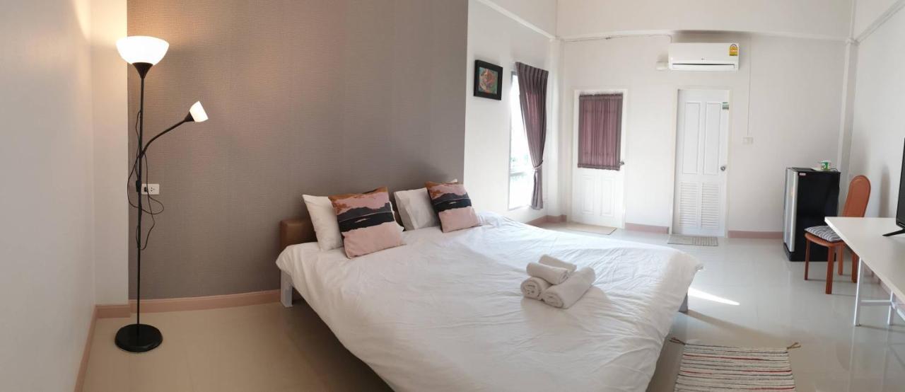 Prinya House ปริญญา เฮ้าส์ Ban Huai Kapi Exterior foto